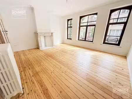 merode : superbe appartement de 3 chambres pour 1ère occupa