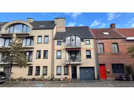 toffe duplex met terras en staanplaats nabij centrum en ring