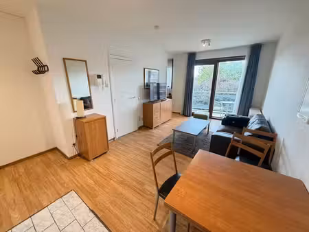 bel appartement meublé une chambre avec terrasse
