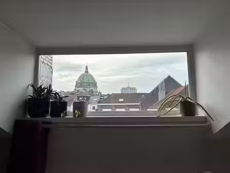 bel appartement meublé lumineux à schaerbeek