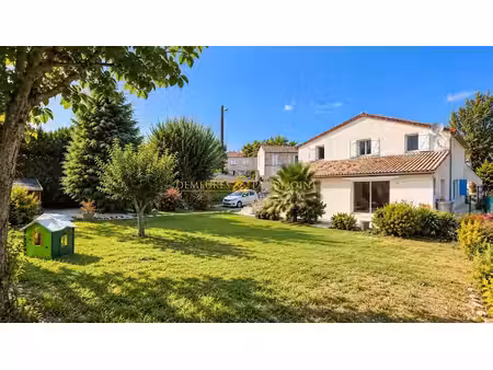 vente maison 5 pièces 148 m² à angouleme (16000)  249 900 €
