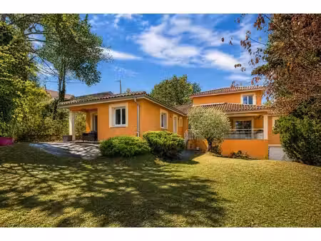 magnifique propriété de 288 m2 - chazay d’azergues