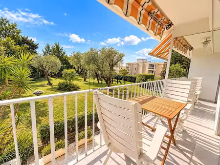cannes montfleury – exclu / élégant 3 pièces traversant avec terrasse plein sud  vue sur p