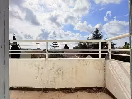 appartement traversant avec garage et deux balcons