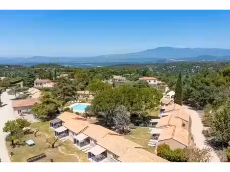 vente propriété 52 pièces 865 m² à la roque-sur-pernes (84210)  1 900 000 €