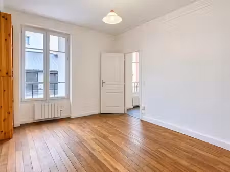 vente appartement 2 pièces 28.82 m² à pantin (93500)  168 999 €