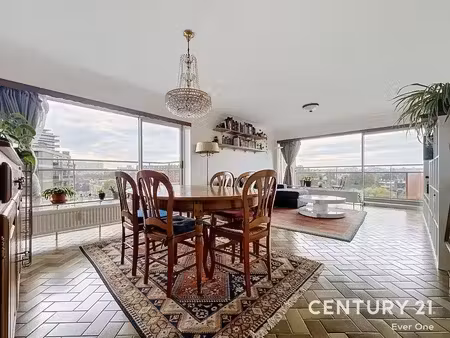 appartement 3 chambres avec 2 terrasses à vendre