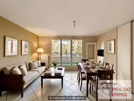 t2 de 46 m² au coeur de montchat avec balcon  garage et cave