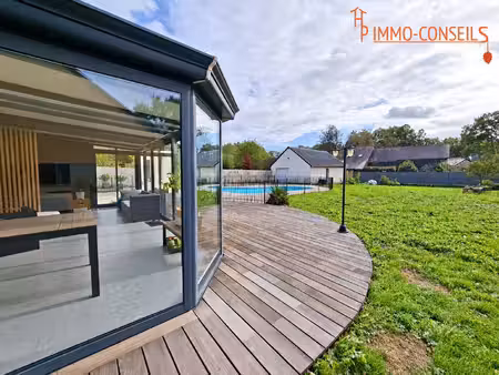 maison familiale coup de coeur avec piscine  véranda et grand c