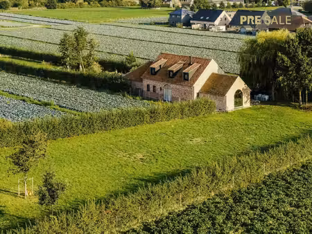 uitzonderlijke villa met idyllisch landelijk zicht op 3320m²