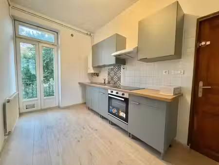 location appartement 3 pièces 55.52 m² à perigueux (24000)  715 €