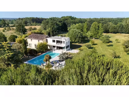 villa saint martial d artenset 339 m² sur une parcelle de 6400 m²