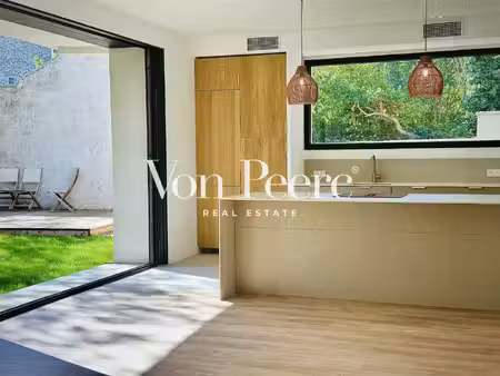 maison de luxe à vendre dans le quartier bellecroix-pont d'avignon