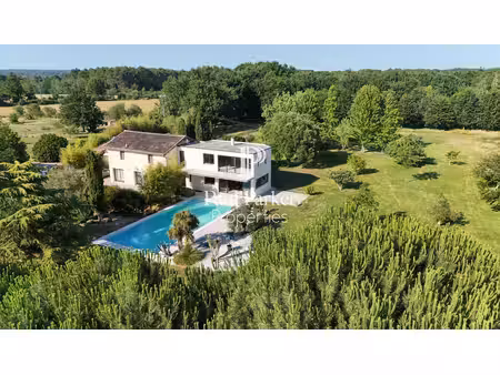 villa saint martial d artenset 339 m² sur une parcelle de 6400 m²