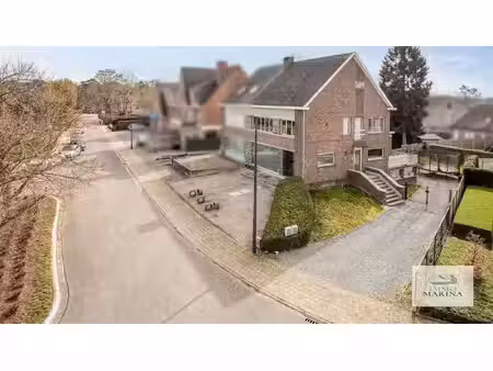 zeer ruime (handels)woning met woonst of projektmogelijkheid centrum keerbergen