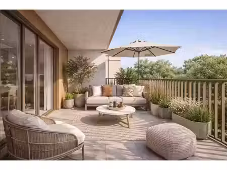 vue dégagée pour ce magnifique t2 au coeur du 8ème arrondissement de marseille !