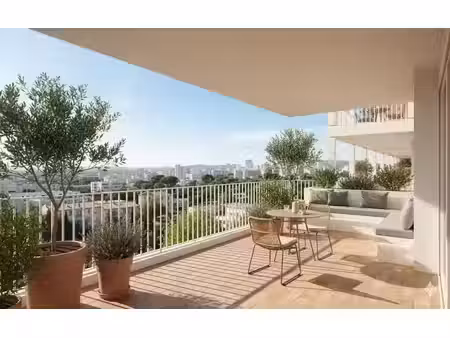 -- la rose - magnifique t3 disposant de sa terrasse de 30m² - a 200m du metro