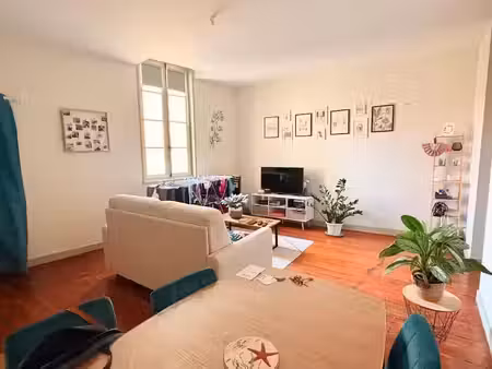 vente appartement 3 pièces 85.52 m² à saintes (17100)  151 550 €