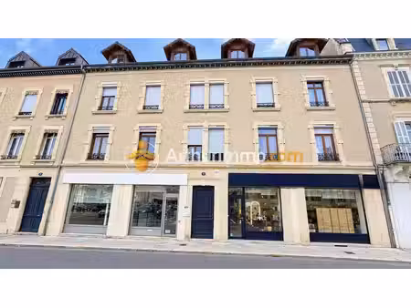 prestigieux immeuble de rapport en vente à bourgoin-jallieu  france