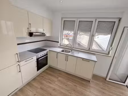 magnifique appartement 1ch rénové récemment