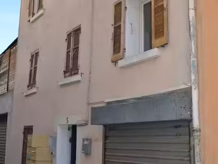 immeuble à vendre toulon belle rentabilité 5 studios meublés et garage