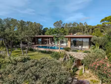 villa de luxe en location ramatuelle  france