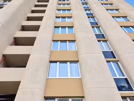 spécial investisseur t5 de 69 m2 quatre chambres métro fort