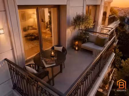fort potentiel : 3 pièces lumineux avec balcon et parking