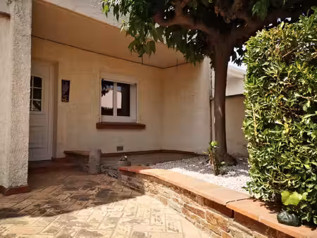 maison 3 faces avec jardin et garage