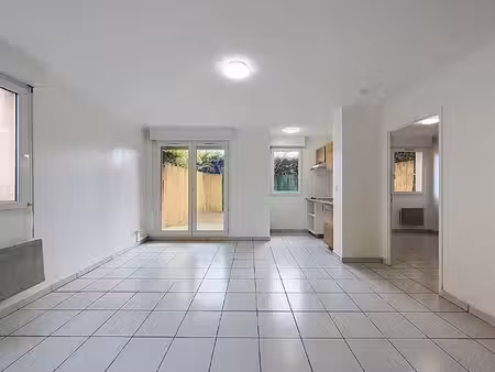 a vendre - toulouse basso combo - appartement t2 de 38m² en rez-de-jardin en résidence séc