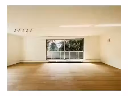 appartement à louer à clos des acacias 6 woluwe-saint-pierre (vbe83818)
