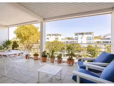 appartement d’exception 188 m2 avec terrasse et vue sur le c
