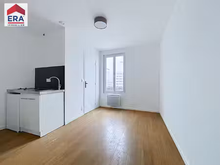 a vendre - 2 pieces 27m² - dernier etage
