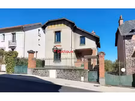 vente maison 5 pièces 97 m² à aurillac (15000)  209 990 €