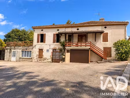 maison de village à poupas (82120)