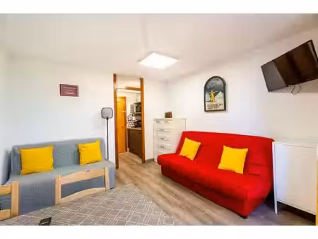 référence : 7433-scn - studio rénové 18m2 avec balcon aux orres
