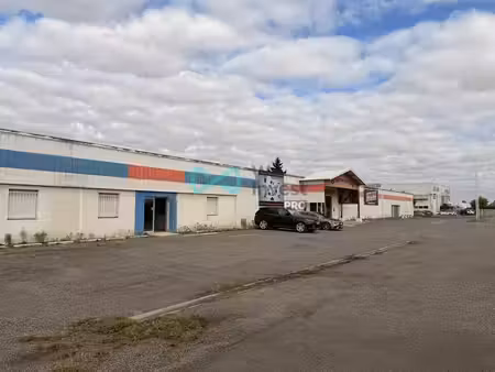vente commerce orleix 65800 1268m²