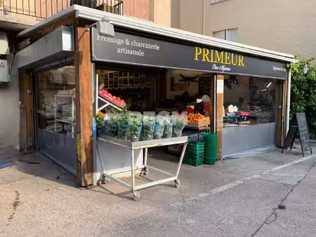 à céder commerce alimentaire rentable  établi depuis 17 an