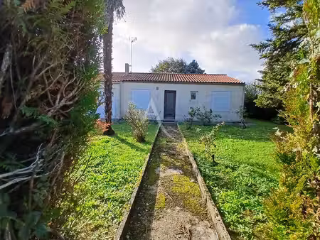 vente maison 4 pièces  82.00m²  gémozac
