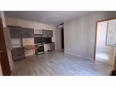 location appartement 2 pièces 26m² castres 81100