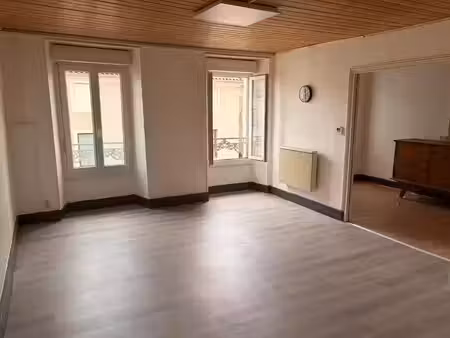vente appartement 5 pièces 90 m² à langogne (48300)  107 000 €