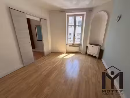 location appartement 2 pièces 23m² nancy 54000