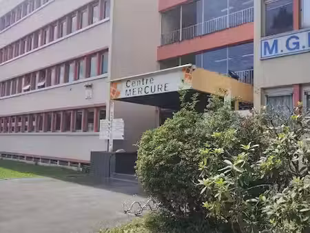 vente locaux professionnels 4 pièces 62 m² à pau (64000)  76 000 €