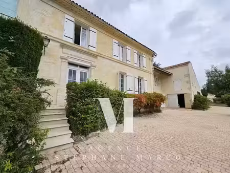vente maison 10 pièces 425 m² à saintes (17100)  598 500 €