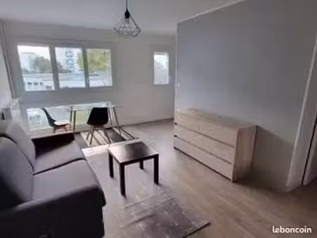 location appartement t1 meublé à cholet (49300) : à louer t1 meublé / 28m² cholet