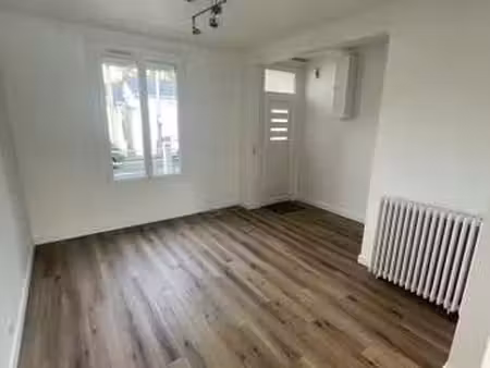location maison à cholet (49300) : à louer / 67m² cholet