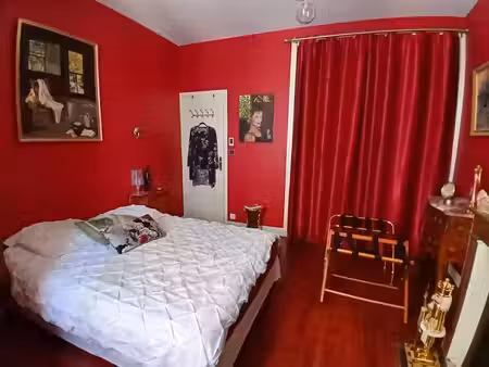 location meublée maison 5 pièces 100 m² à pauillac (33250)  850 €