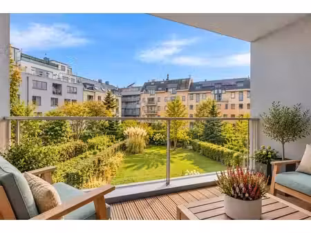 schaerbeek - appartement 3 chambres + parking + terrasse