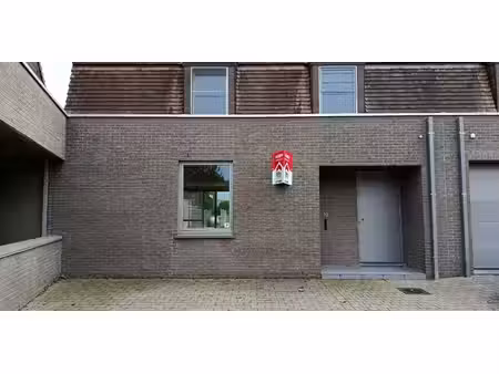 maison à louer à geluwe pour € 935 avec 3 chambres à coucher