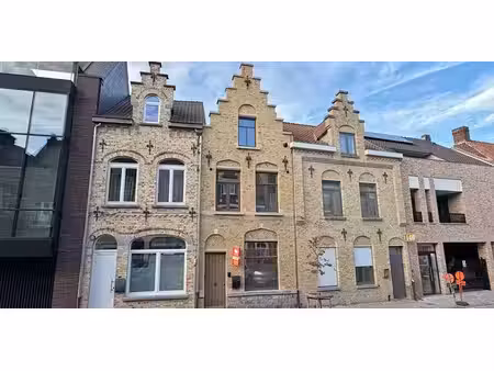 maison à louer à ieper pour € 930 avec 2 chambres à coucher